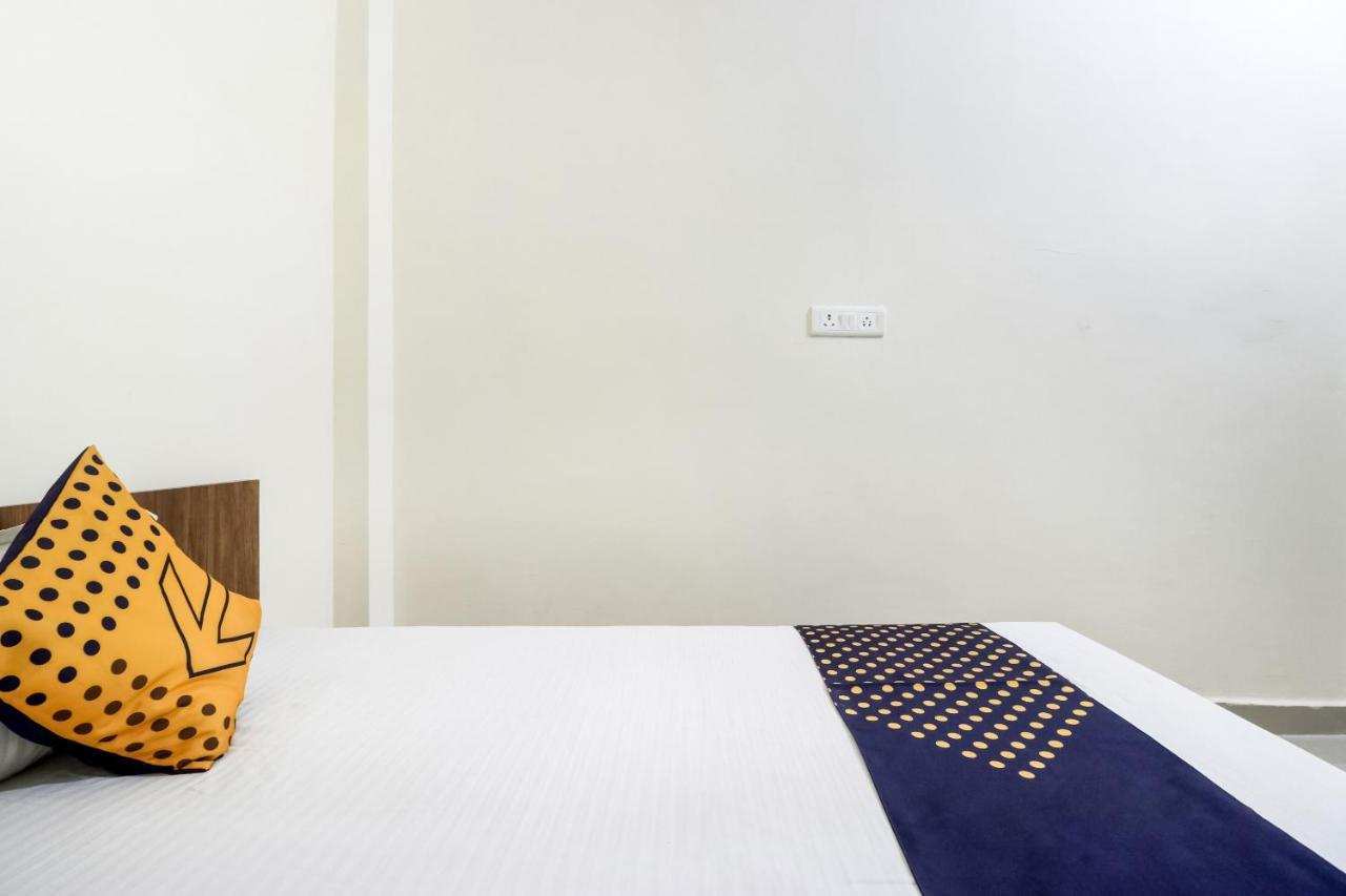 Oyo 40073 Yash Homestay Samarda Kaliasot Екстер'єр фото