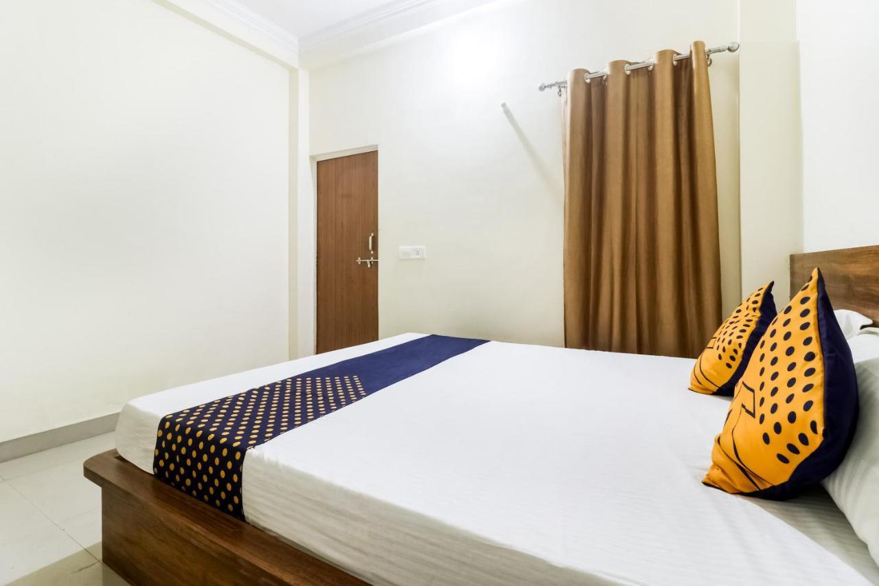 Oyo 40073 Yash Homestay Samarda Kaliasot Екстер'єр фото
