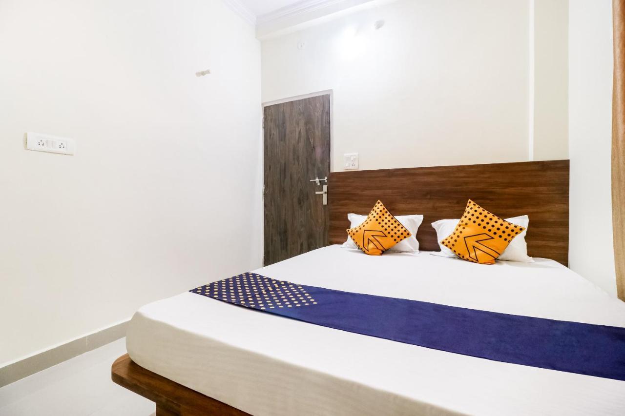 Oyo 40073 Yash Homestay Samarda Kaliasot Екстер'єр фото