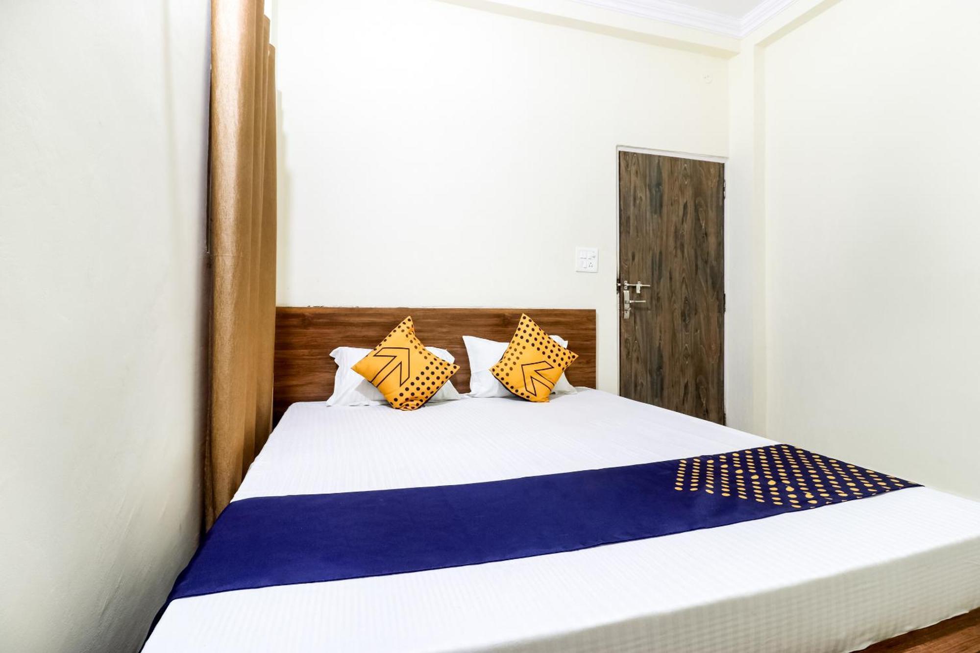Oyo 40073 Yash Homestay Samarda Kaliasot Екстер'єр фото