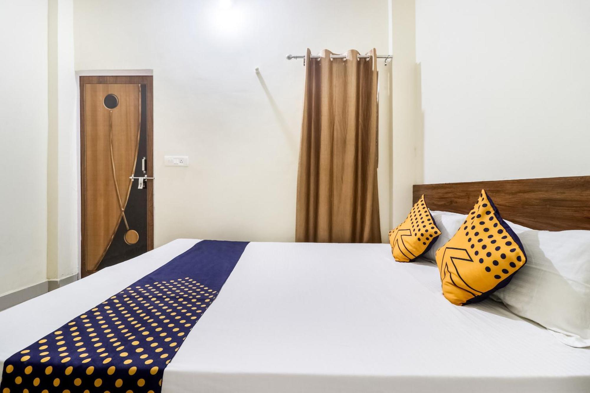 Oyo 40073 Yash Homestay Samarda Kaliasot Екстер'єр фото