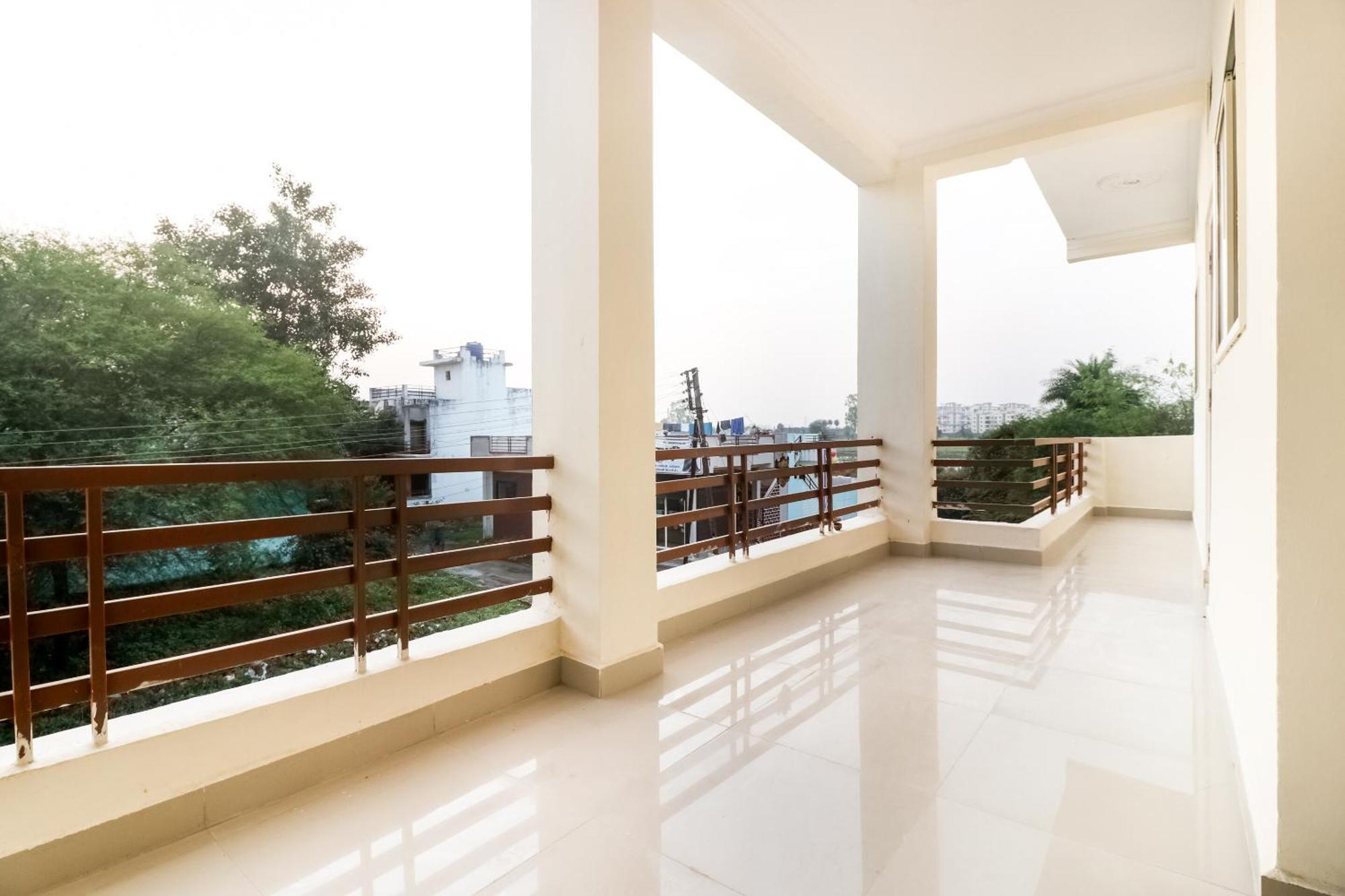 Oyo 40073 Yash Homestay Samarda Kaliasot Екстер'єр фото
